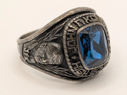 Vtg 1976 John F. Kennedy High School Class Ring - Jostens Sterling Silver - 15g