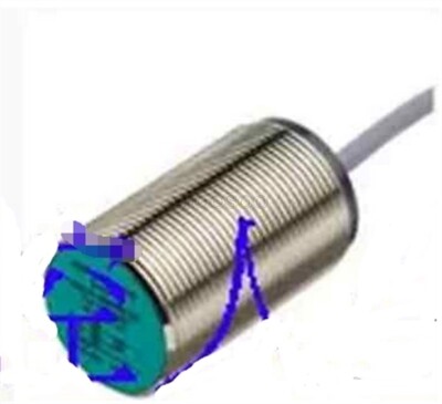New 1Pcs Pepperl+Fuchs NBB15-30GM50-WO-V93 yc
