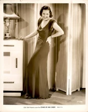 LG979 Original Photo CHIC GLAMOUR STARTLET IN 1934 MUSICAL STAND UP AND CHEER