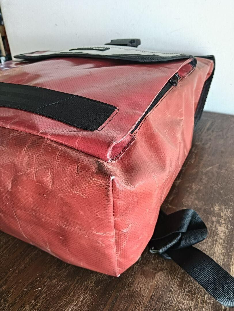 FREITAG F151 VICTOR LARGE Backpack / RED × WHITE RARE Roll FREITAG F151 VICTOR LARGE Backpack / RED × WHITE RARE Roll