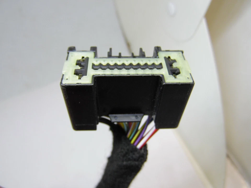 84559726T ARNÉS VENTANA ELÉCTRICA CONECTOR COLETA  Foto 2 de 4