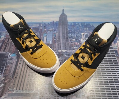 Nike Jordan Series.03 Mid Black/White-Elemental Gold Size 12.5 DA8026 017 New