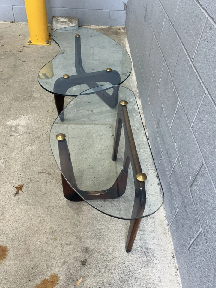 Par de Mesas de Vidro Kindney Estilo Noguchi Pearsall Meio Século - Imagem 3 de 4