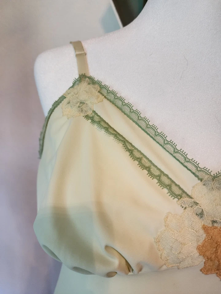US VTG 60s Van Raalte "Suavette" Pale Green Nylon Floral Lace Slip Dress 34A Sml - Image 4 of 4