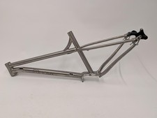 SONDER Signal Titanium Pinion Medium Frame