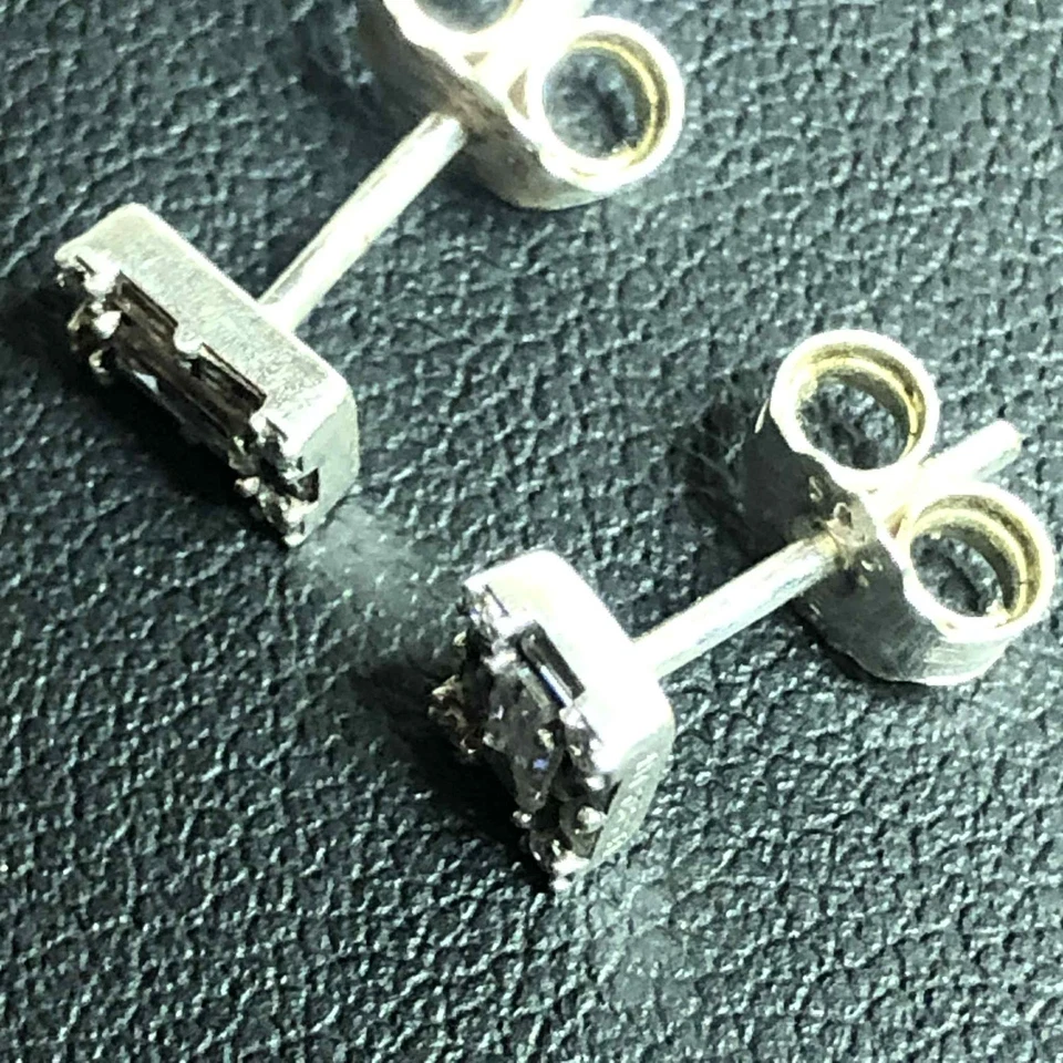 7586 Pandora Sterling signed 925 ALE Baguette cz stud earrings - Image 2 of 2