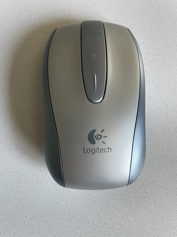 Logitech V500 Nano Wireless Laser Notebook Mouse with Receiver RARE Tested Works - Image 3 of 4