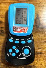 256 Games In 1 Handheld Portable Video Game   Used