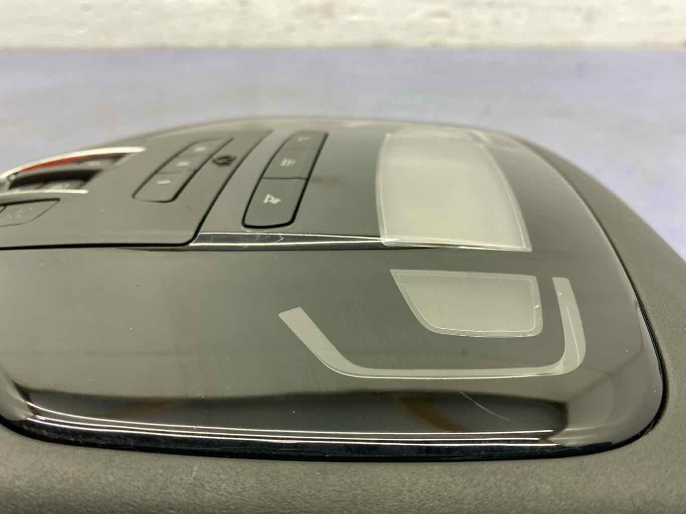 2017-2020 MASERATI LEVANTE M161 FRONT ROOF CONSOLE DOME LIGHT 6700904880