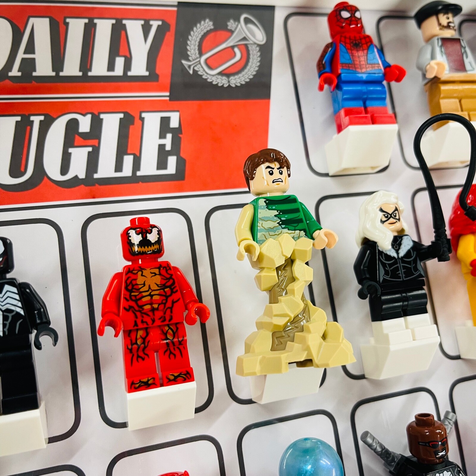 Display Frame for Lego Spiderman Daily Bugle minifigures 76178 27cm