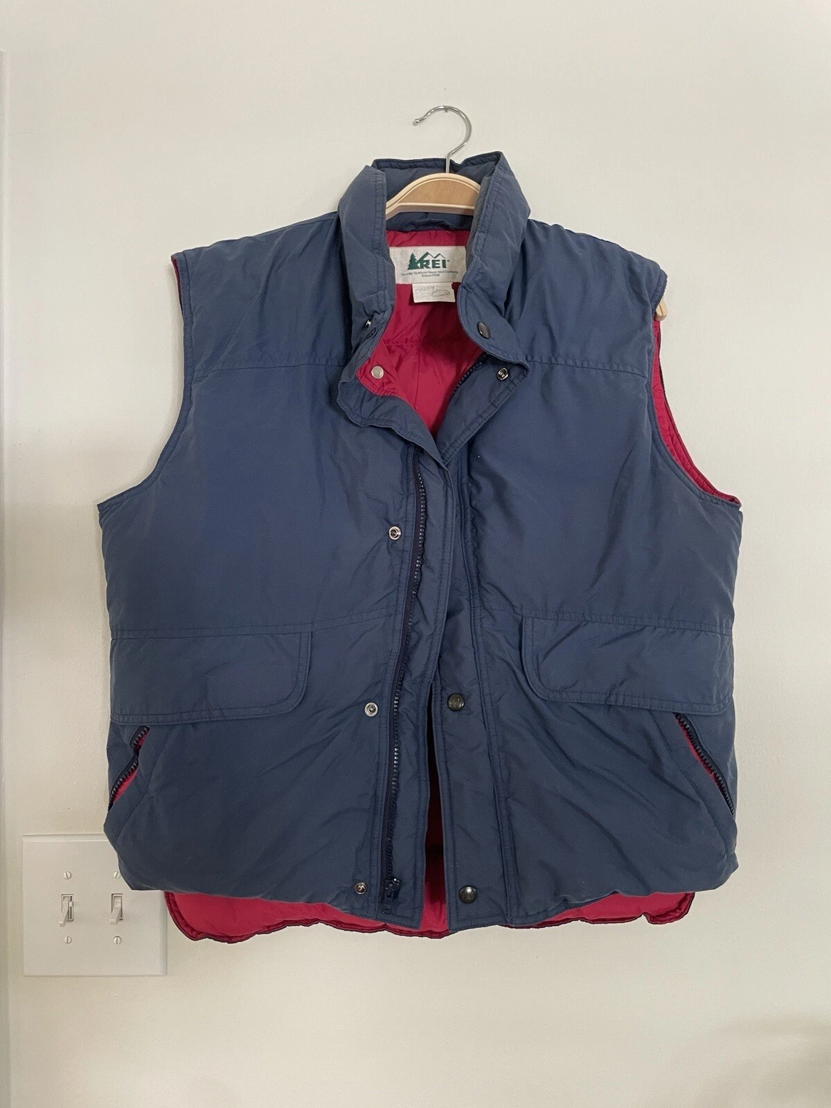 Vintage REI Mens MEDIUM Goose Down Vest Navy Blue Red Contrast 500 Fill 90's