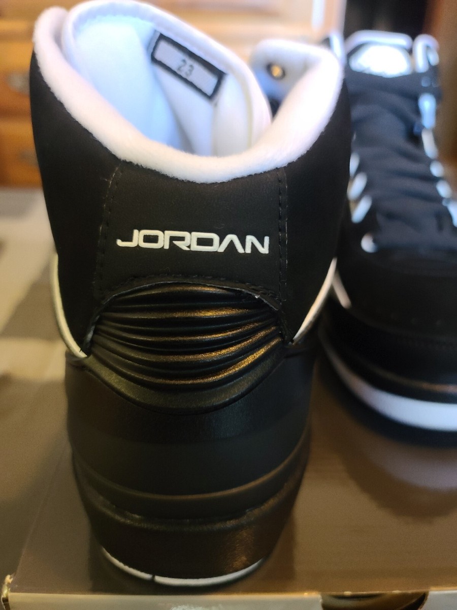 AIR JORDAN 2 RETRO QF 2010 BLACK/WHITE 395709 001 NWDS | eBay AIR JORDAN 2 RETRO QF 2010 BLACK/WHITE 395709 001 NWDS | eBay