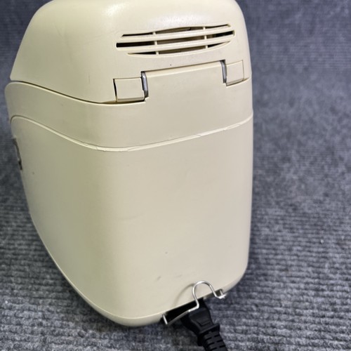 Medela Waterless Milk Warmer Model 87115 NO  Cord #3 - Picture 4 of 8