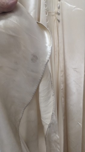Elegant Antique SILK SATIN Champagne WEDDING ? DRESS , TRAINED Ivory 1920s Vtg - Picture 7 of 13
