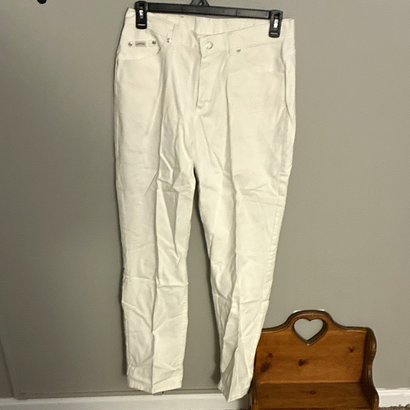 Riders Women's 14M White Denim Classic Fit Mid Rise Straight Jeans 5-Pocket Logo