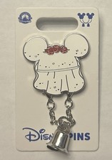 Disney - Minnie Mouse - Fairytale Weddings - Bride Dangle Bell Pin