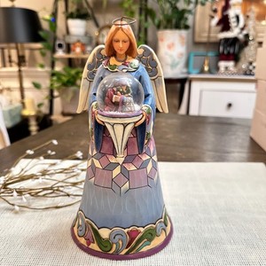 Jim Shore Cherish the Newborn King Angel Holding Snowglobe Heartwood Creek