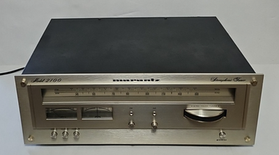 Marantz Model 2100 Stereophonic AM/FM Stereo Tuner Vintage Silver