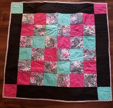 New Baby Child Handcrafted Patchwork Quilt 37x39 Hand Made JESUS LOVES ME