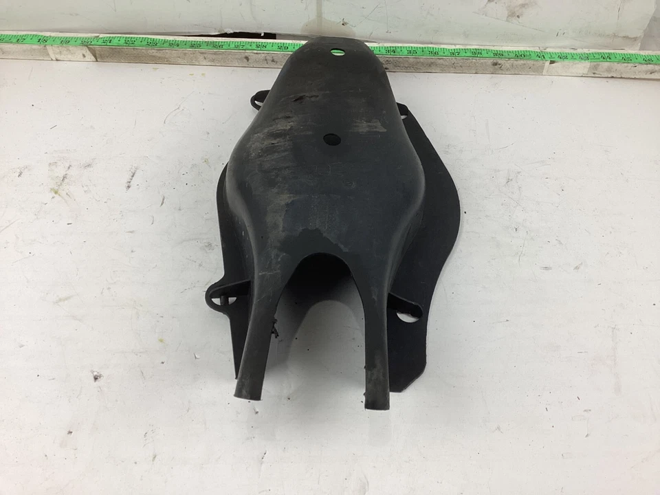 Cubierta del brazo de control inferior trasero derecho Mercedes-Benz C300 2008-2014 A2043521688 OEM Foto 2 de 4