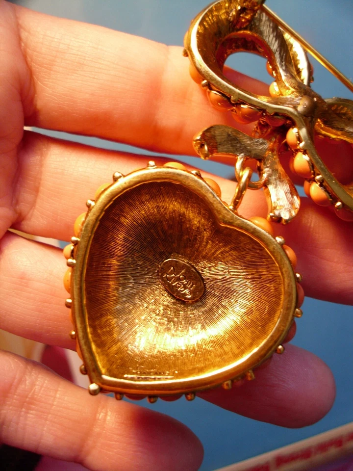 ❤ Broche prendedor grande imitación coral articulado corazón hinchado joan rivers retirado Foto 3 de 4