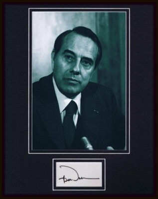 Senator Robert Bob Dole Signed Framed 11x14 Photo Display