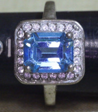 marked 925 sterling silver ring sz 8.75 square blue  round clear crystals