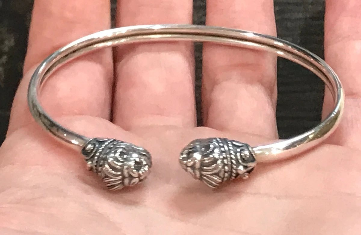 Double lion head best sale bracelet