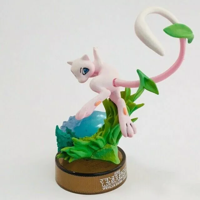 Pokemon Mew and Mewtwo 147