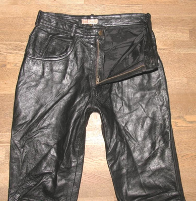 / LINUS / LEDERJEANS / Lederhose in schwarz aus Glattleder in ca. W28 / L29