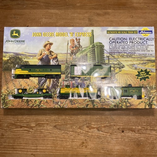 ATHEARN JOHN DEERE model B échelle 1/50 ATH7750