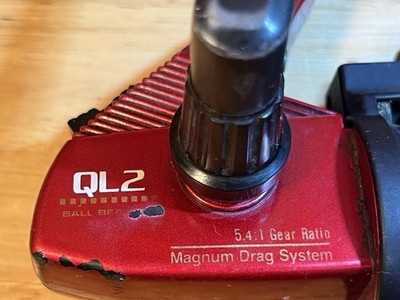 Quantum Lite QL2 by Zebco. 5.4:1 Gear Ratio. Reversible Handle Removed To Ship. 