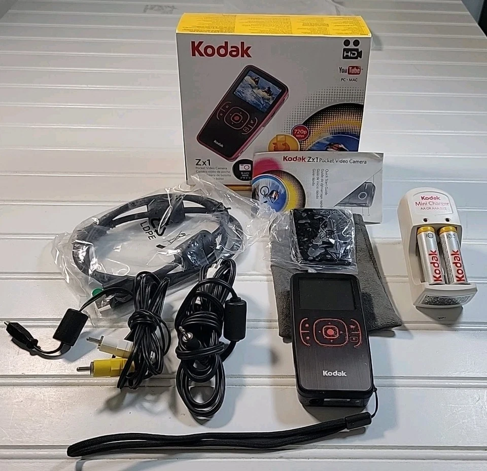 Kodak Zx1 Pocket Video Camera Red 720p HD Weather Resistant YouTube TESTED - Image 2 of 4