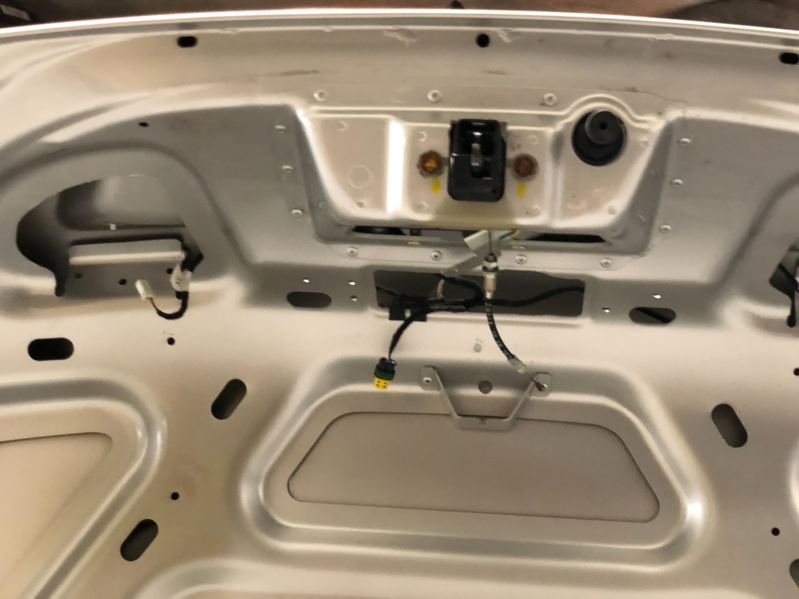 03-13 Maserati Quattroporte M139 Trunk Lid Hatch Decklid GRIGIO TOURING 08 09 10