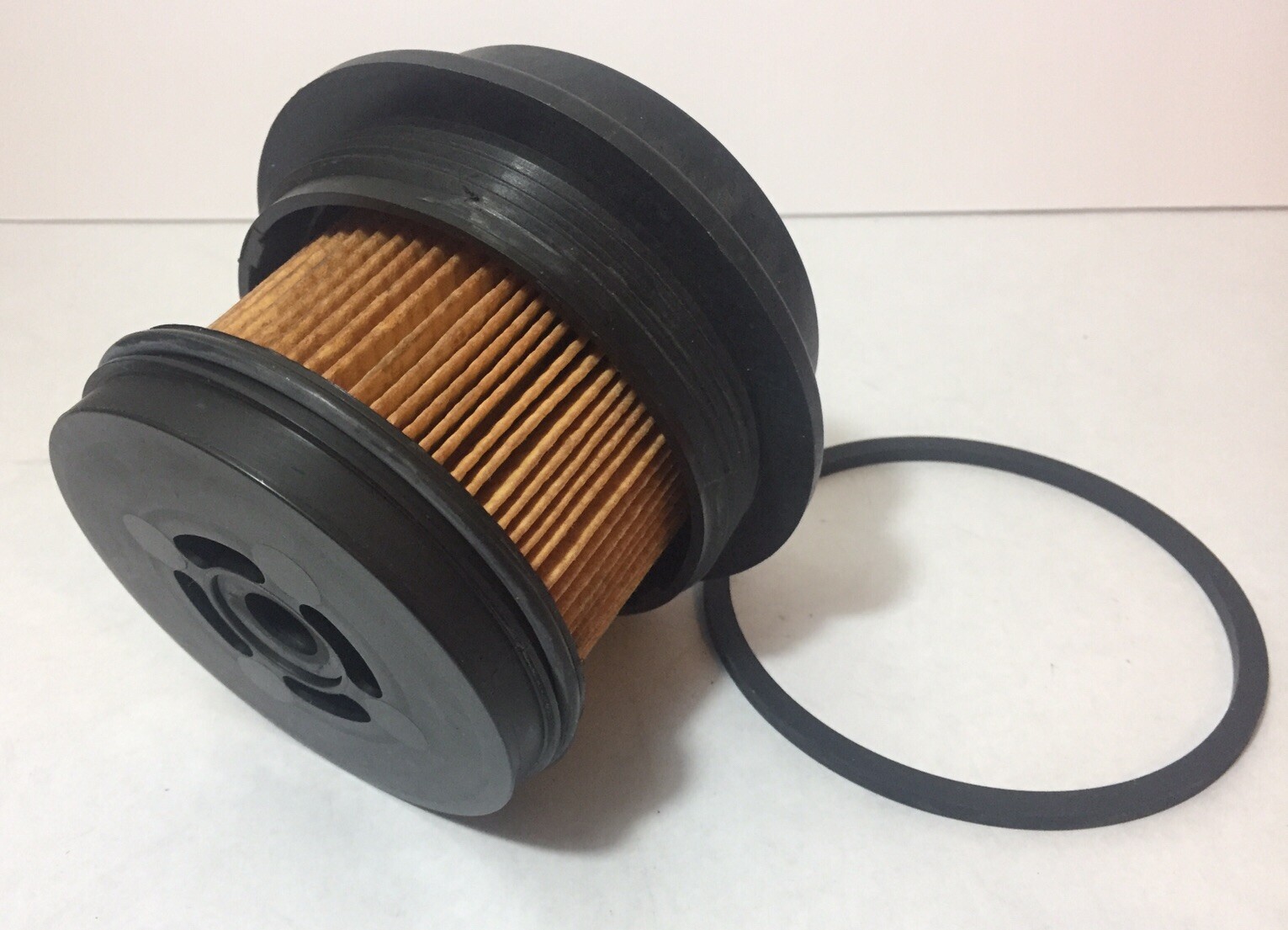 Fuel Filter CARQUEST NO 86818 Ford IHC trucks 19992003 Powerstroke 7.3