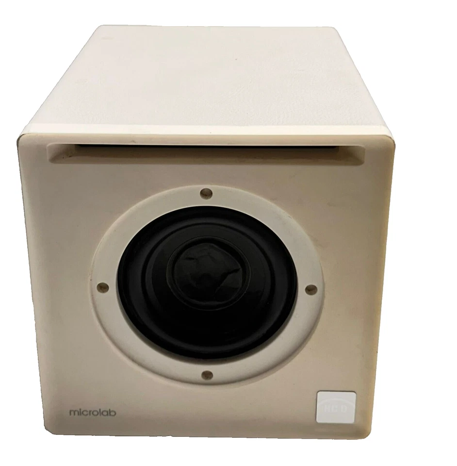 Alto-falante Microlab Desktop Nearfield FC50 na cor branca - Imagem 2 de 4