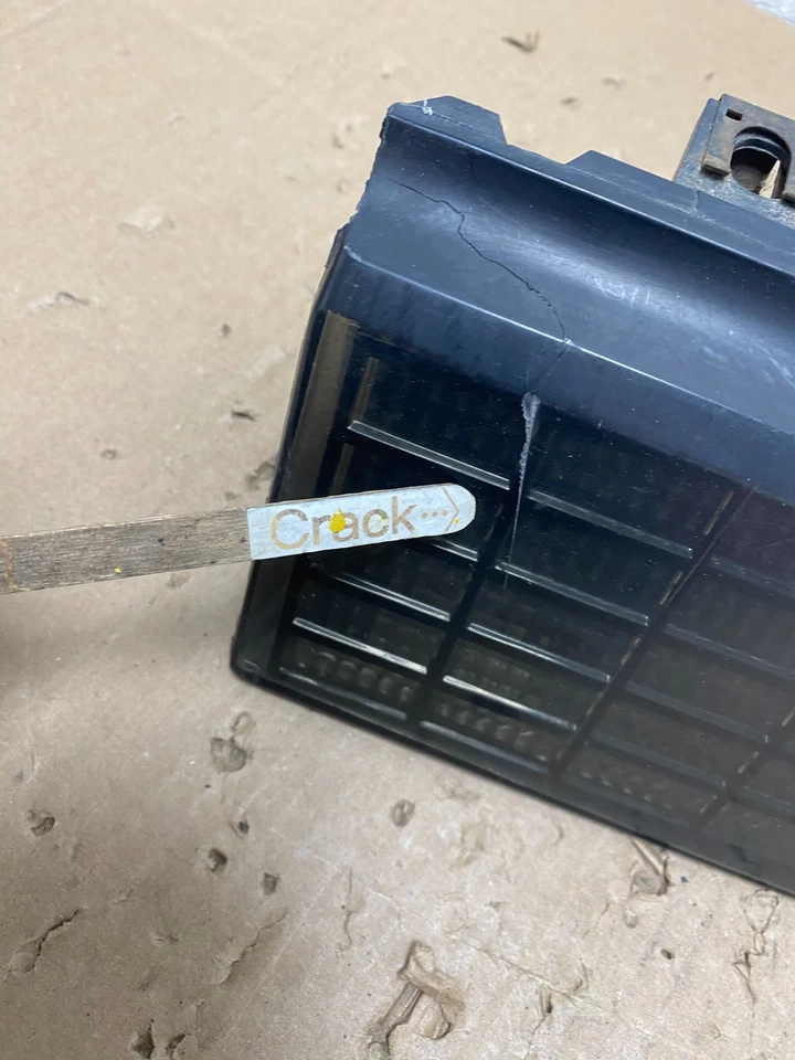 Luz trasera lateral derecha para pasajero Pontiac Fiero 1984 a 1988 OEM U0563 DG Foto 4 de 4