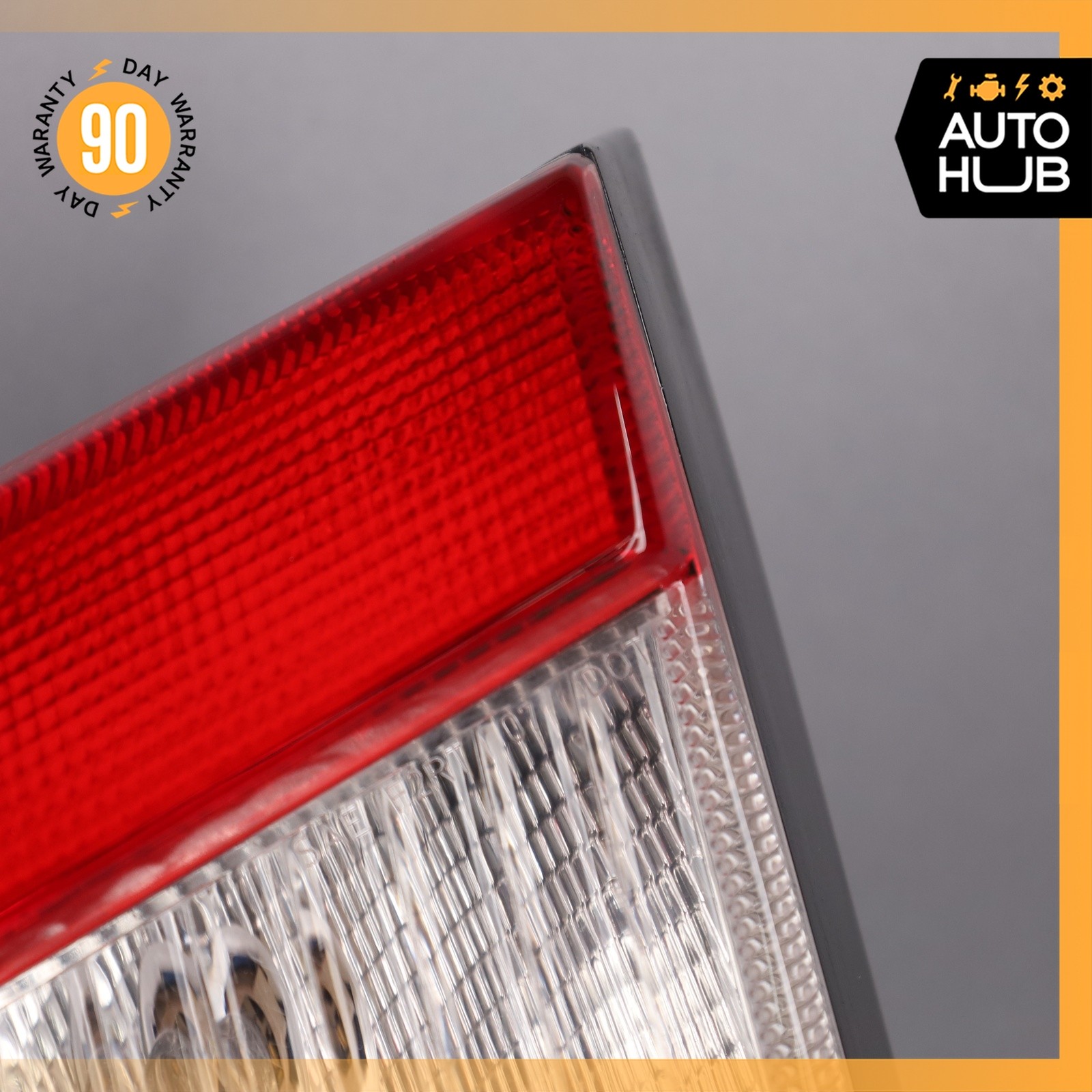 08-16 Maserati GranTurismo M145 Right Side Inner Tail Light Lamp 231568 OEM 45k