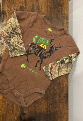 John Deere One Piece Graphic Print ''Cuter in Camo'' Boy Infant Sz 9-12 Mo