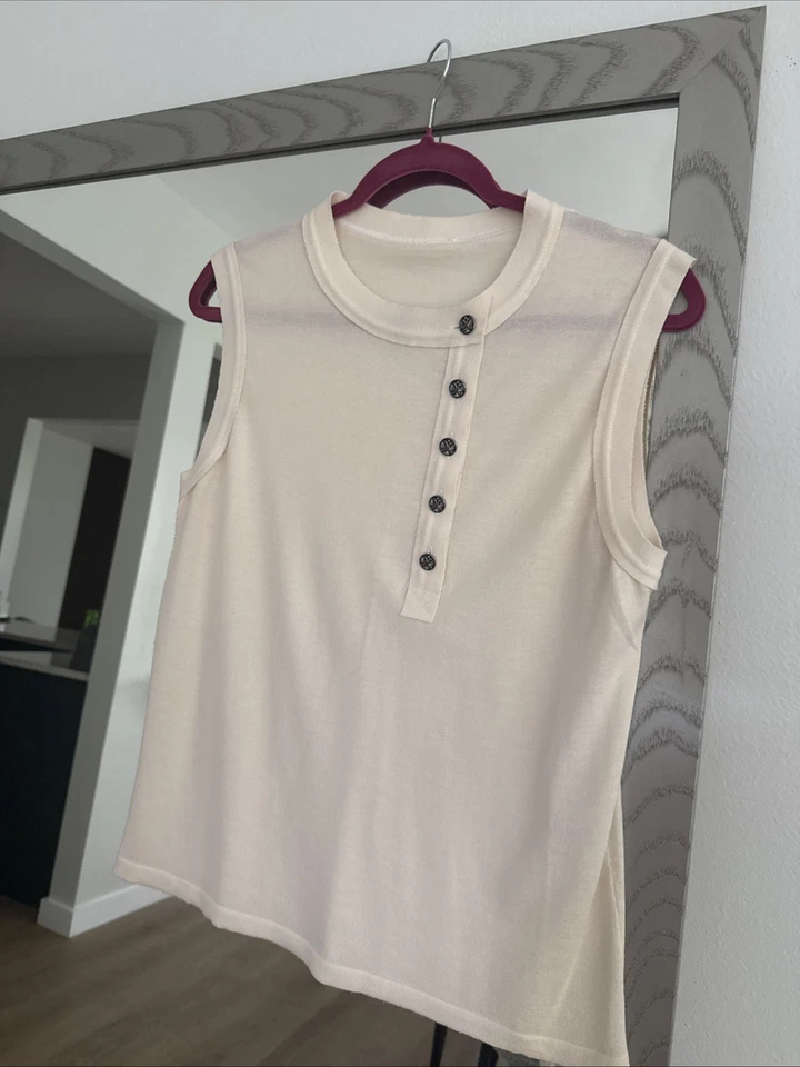 CHANEL White Cashmere Tank Top Authentic, Size 38 - Image 2 of 4