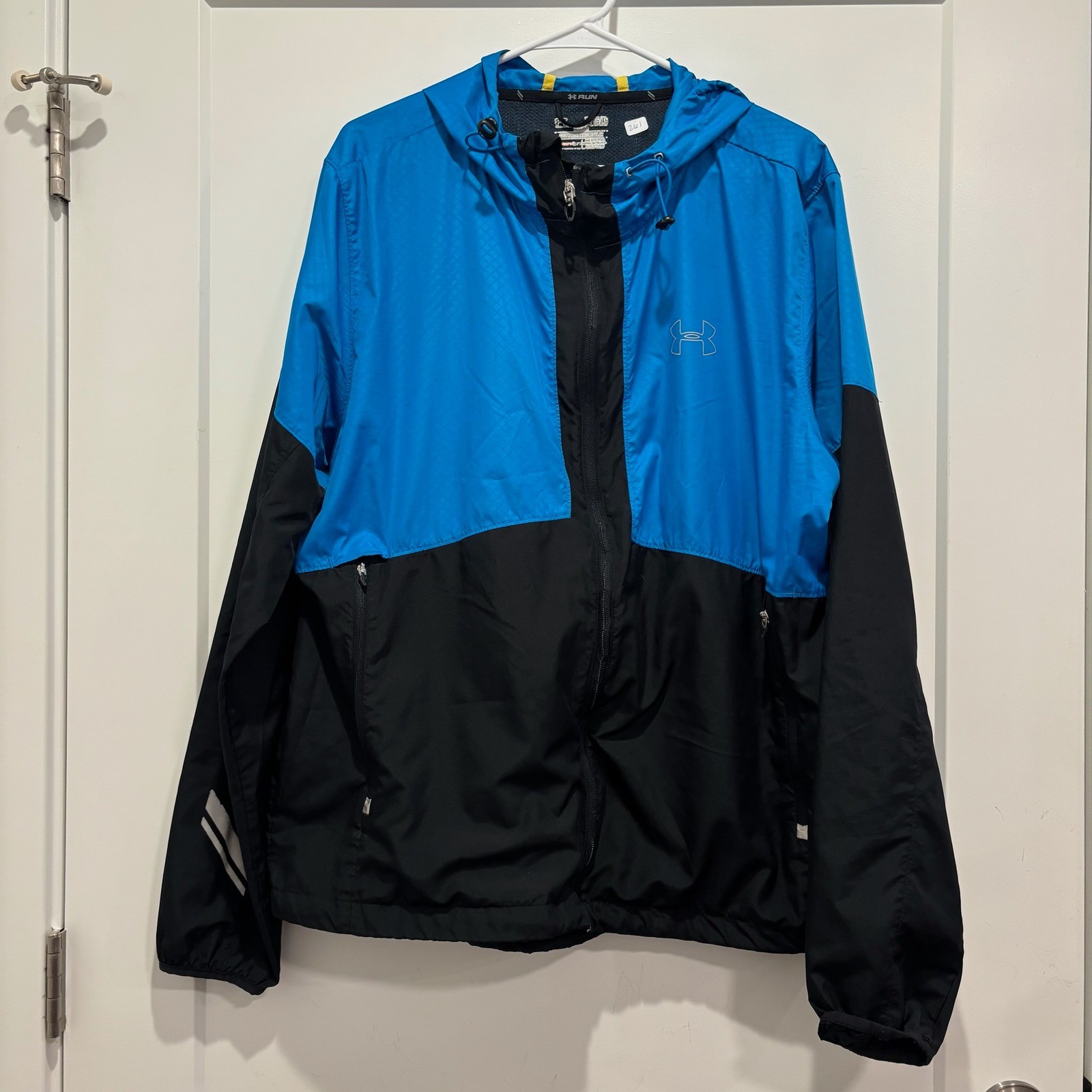 Under Armour Mens XL AllSeasonGear Blue Black Hooded Windbreaker Jacket