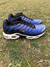 The Nike Air Max Plus OG Voltage Purple released in December of 2018