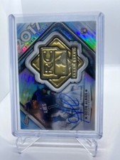 Ozzie Albies 2018 Topps Chrome Rookie RC Debut Medallions #RDM-OA Autograph /99