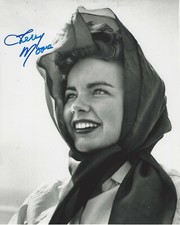 TERRY MOORE SIGNED AUTHENTIC 'MIGHTY JOE YOUNG' 8x10 PHOTO C w/COA SEXY ACTRESS
