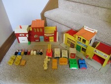 Fisher Price Little People Town SET Play Family Village 997 BJ Fire Mail truck