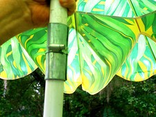dav LARGE USED OUTDOOR TROPICAL BREEZE CHEERY COLORED BEACH OR TABLE UMBRELLA