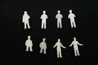 HP-Models Deutsche Schiffsbesatzung --8 Stück als Plastik in 1:72--- Set-2