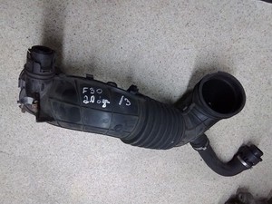 BMW 3 F30 F35 F31 2014 Benzin 12kW Ansaugrohr Ansaugschlauch Turbolader 7810745