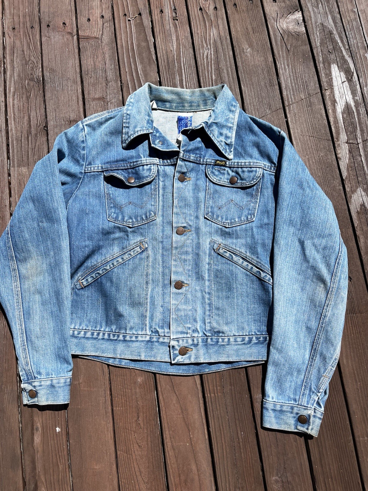 Vintage  Wrangler 16oz Denim Trucker Jacket Distressed Size 42 M-L Sanfor-set