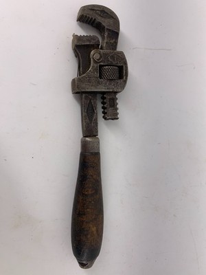 Stillson Walworth Mfg Boston 6'' Pipe Wrench Wooden Handle